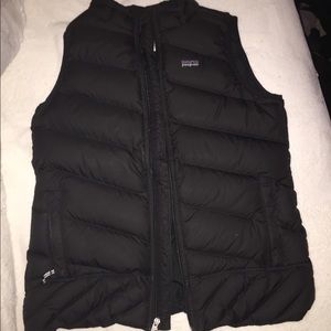 Patagonia black vest NWOT